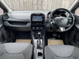 2014 Renault Clio 1.5 Dci Dynamique Medianav Edc Euro 5 5dr in Grey — image 4
