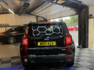 2015 Jeep Renegade 1.4 Renegade My16 1.4 Multiair Ii 140hp Longitude in Black — image 6