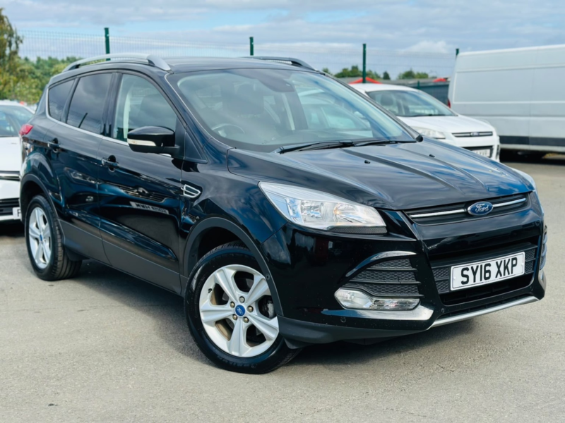 2016 Ford Kuga 1.5 T Ecoboost Zetec in Black — image 1