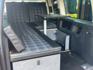 2019 Volkswagen Caddy Maxi 2.0 Tdi C20 Maxi in Blue — image 2
