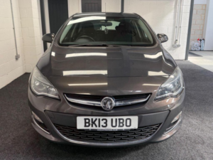 2013 Vauxhall Astra 1.4t 16v Sri Euro 5 5dr — image 2