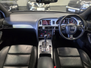2010 Audi A6 Avant 2.7 Tdi V6 S Line Special Edition in Grey — image 2