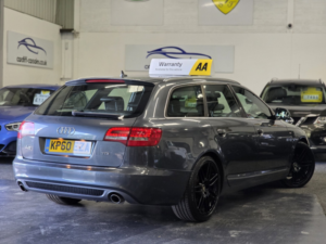 2010 Audi A6 Avant 2.7 Tdi V6 S Line Special Edition in Grey — image 4