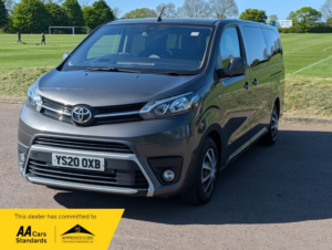 2020 Toyota Verso D-4d L2 Shuttle in Grey — image 4