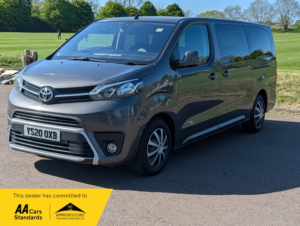 2020 Toyota Verso D-4d L2 Shuttle in Grey — image 5
