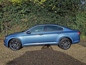 2016 Volkswagen Passat 1.6 Tdi Bluemotion Tech Se Business in Blue — image 6