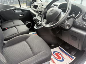 2019 Vauxhall Vivaro 1.6 Cdti 2700 Sportive in Silver — image 6