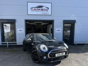 2016 MINI Clubman 2.0 Cooper S All4 Clubman in Black — image 3