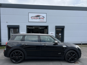 2016 MINI Clubman 2.0 Cooper S All4 Clubman in Black — image 4