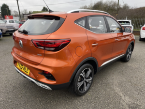 2022 MG MG Zs 1.5 Vti-Tech Excite in Orange — image 2