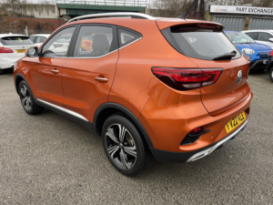 2022 MG MG Zs 1.5 Vti-Tech Excite in Orange — image 3