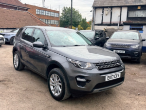 2017 Land Rover Discovery Sport Td4 Se Tech in Grey — image 2