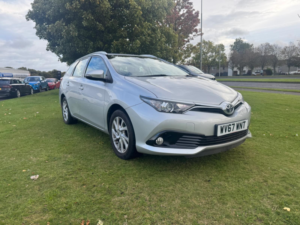 2017 Toyota Auris