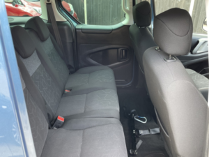 2018 Peugeot Partner 1.6 Blue Hdi 100 Tepee Horizon – Allied Mobility Conversion Wheelchair Adapted Wav 5 Seats in Blue — image 4