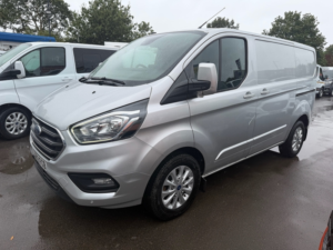 2022 Ford Transit Custom Custom 300 Limited L1 in Silver — image 3