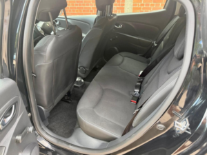 2016 Renault Clio 0.9 Tce Dynamique Nav Euro 6 (s/s) 5dr in Black — image 5