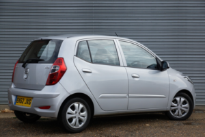 2012 Hyundai I10 1.2 Active in Silver — image 4