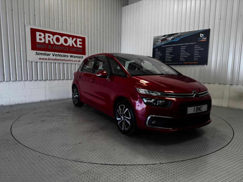 2016 Citroen C4 Picasso 1.6 Bluehdi Feel Euro 6 (s/s) 5dr in Red — image 1