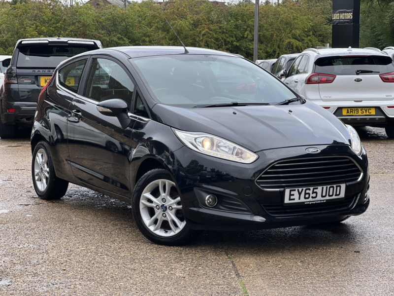 2015 Ford Fiesta 1.3 Zetec in Black — image 1