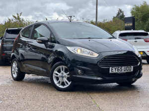 2015 Ford Fiesta 1.3 Zetec in Black — image 2