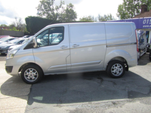 2013 Ford Transit Custom 2.2 Tdci 330 Limited in Silver — image 2