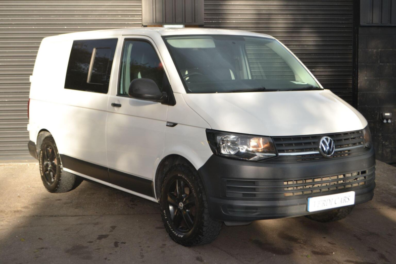 2017 Volkswagen Campervan in White — image 1