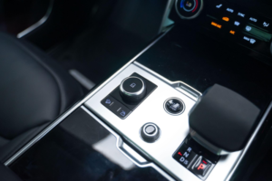 2022 Land Rover Range Rover 3.0 P400 Mhev Hse Auto 4WD Euro 6 (s/s) 5dr in Grey — image 3