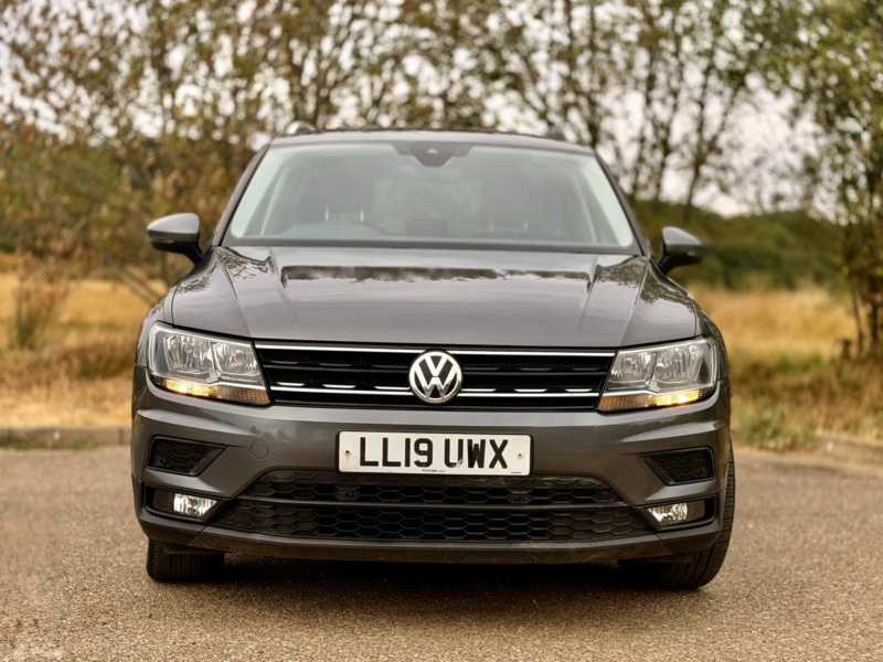 2019 Volkswagen Tiguan 1.5 Tsi Evo Match in Grey — image 1