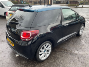 2015 Citroen Ds3 1.2 Puretech Dstyle Plus Hatchback 3dr Petrol Manual Euro 6 (s/s) (110 Ps) in Black — image 4