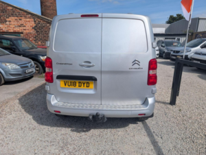 2018 Citroen Dispatch 2.0 Bluehdi 1400 Enterprise Plus M Fwd 2 Euro 6 (s/s) 6dr in Silver — image 3