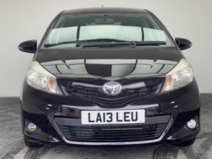 2026 Toyota Yaris 1.33 Dual Vvt-I Tr Multidrive S Euro 5 5dr in Purple — image 2