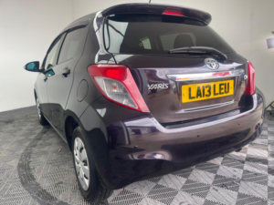 2026 Toyota Yaris 1.33 Dual Vvt-I Tr Multidrive S Euro 5 5dr in Purple — image 4