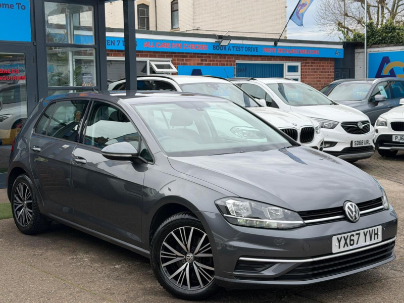 2017 Volkswagen Golf 1.4 Tsi Bluemotion Tech Se Nav Euro 6 (s/s) 5dr in Grey — image 1