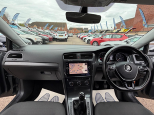 2017 Volkswagen Golf 1.4 Tsi Bluemotion Tech Se Nav Euro 6 (s/s) 5dr in Grey — image 2