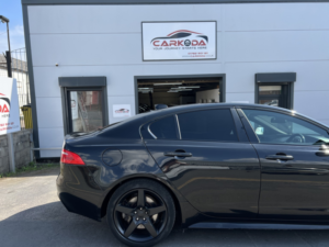 2017 Jaguar Xe 2.0 D R-Sport in Black — image 5