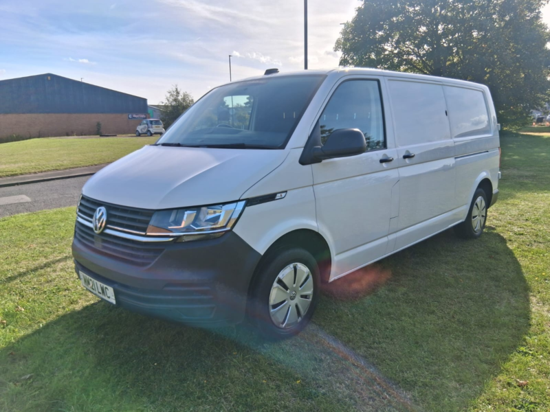 2021 Volkswagen Transporter 2.0 Tdi T30 Startline Panel Van 5dr Diesel Manual Fwd Lwb High Roof Euro 6 (s/s) (90 Ps) in White — image 1