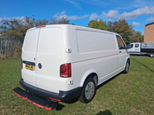 2021 Volkswagen Transporter 2.0 Tdi T30 Startline Panel Van 5dr Diesel Manual Fwd Lwb High Roof Euro 6 (s/s) (90 Ps) in White — image 5