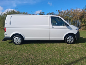 2021 Volkswagen Transporter 2.0 Tdi T30 Startline Panel Van 5dr Diesel Manual Fwd Lwb High Roof Euro 6 (s/s) (90 Ps) in White — image 6