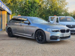 2020 BMW 5 Series 3.0 530d M Sport Touring Auto Euro 6 (s/s) 5dr in Blue — image 4
