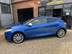 2011 Renault Megane 2.0 T 16v Renaultsport in Blue — image 4