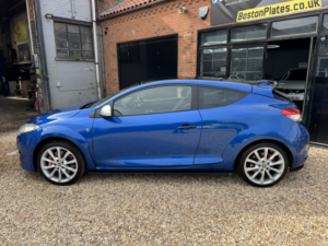 2011 Renault Megane 2.0 T 16v Renaultsport in Blue — image 5