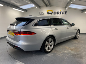 2019 Jaguar Xf 2.0i Portfolio Gpf Sportbrake 5dr Petrol Auto Euro 6 (s/s) (250 Ps) in Silver — image 5