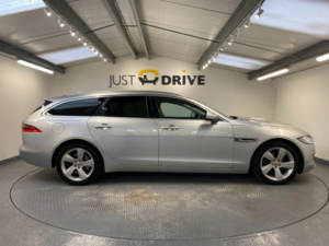 2019 Jaguar Xf 2.0i Portfolio Gpf Sportbrake 5dr Petrol Auto Euro 6 (s/s) (250 Ps) in Silver — image 6
