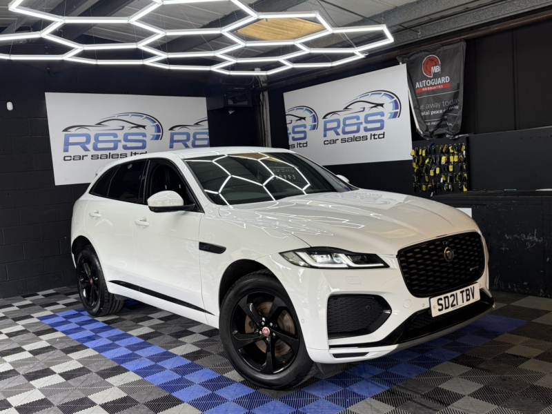 2021 Jaguar F-Pace 2.0 D165 Mhev R-Dynamic S in White — image 1