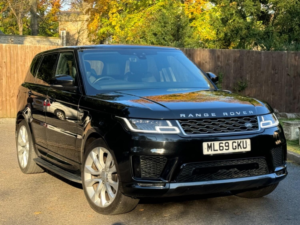 2019 Land Rover Range Rover Sport 3.0 Sd V6 Hse in Black — image 3