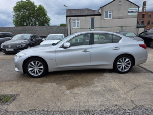 2015 Infiniti Q50 2.2 D Premium Executive in Silver — image 4
