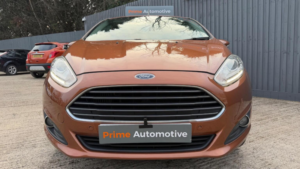 2014 Ford Fiesta 1.0t Ecoboost Titanium Euro 5 (s/s) 5dr in Yellow — image 2