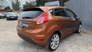 2014 Ford Fiesta 1.0t Ecoboost Titanium Euro 5 (s/s) 5dr in Yellow — image 5