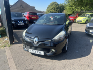 2013 Renault Clio 0.9 Tce Expression + in Black — image 4
