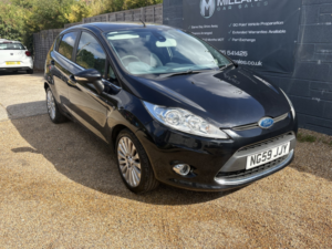 2010 Ford Fiesta 1.6 Titanium in Black — image 4